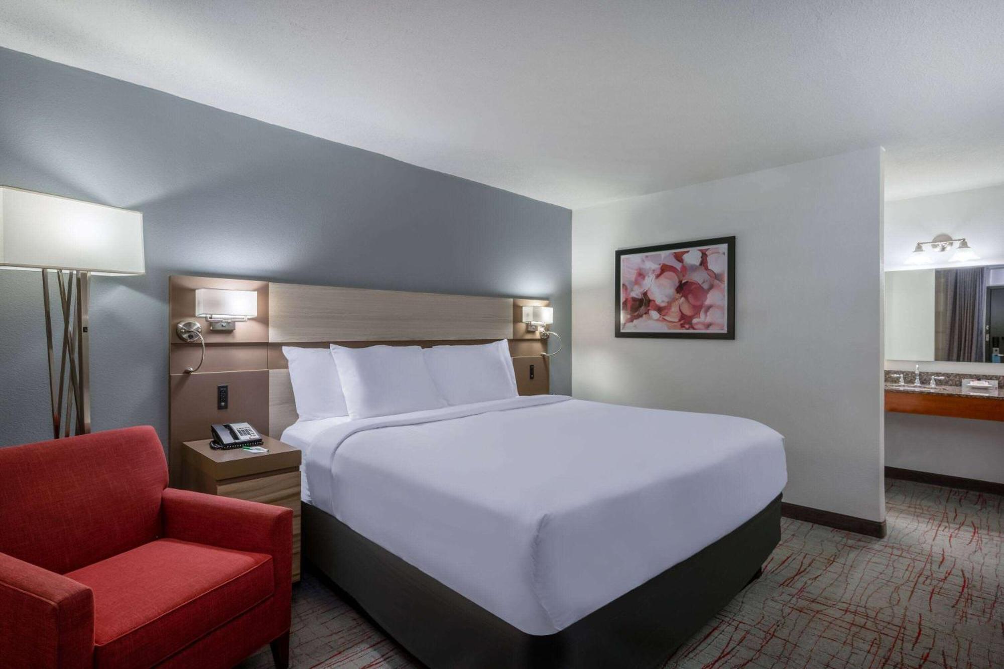 Hotel Wyndham Garden Columbia-Ft Jackson Exterior foto